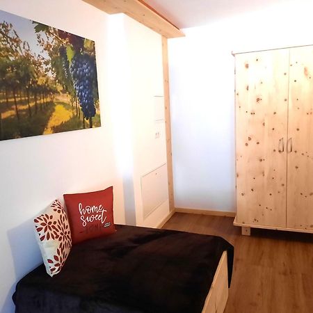 Ferienwohnung Peter Paul Domblick Erdgeschoss Eppan an der Weinstraße Exterior foto